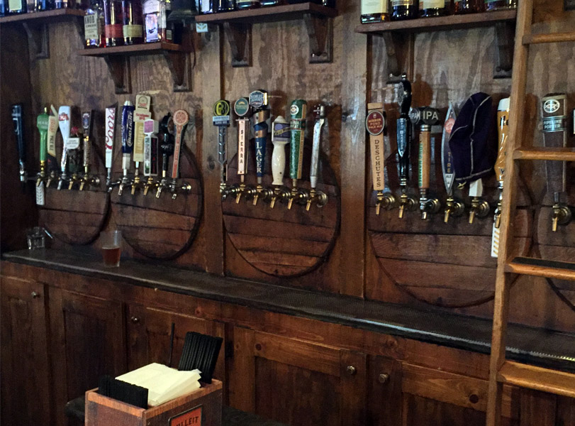 kailua-pub-craft-beer-on-tap.jpg