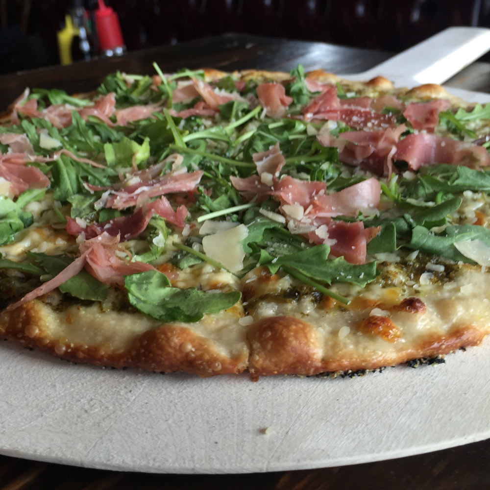 kailua-town-pub-pizza-opt.jpg